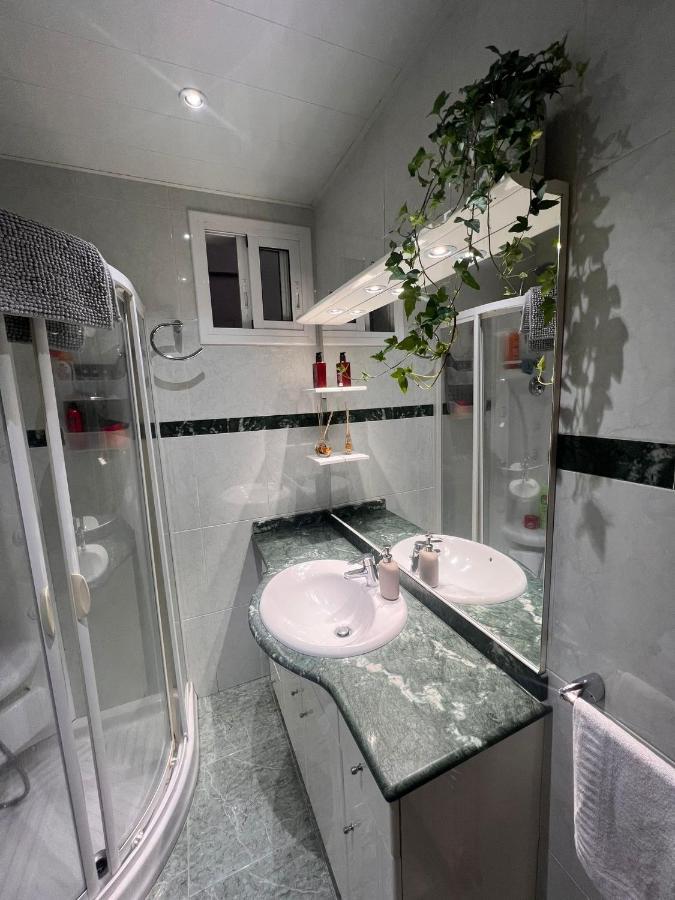 Room Familiar Sants Barcelona Exterior foto